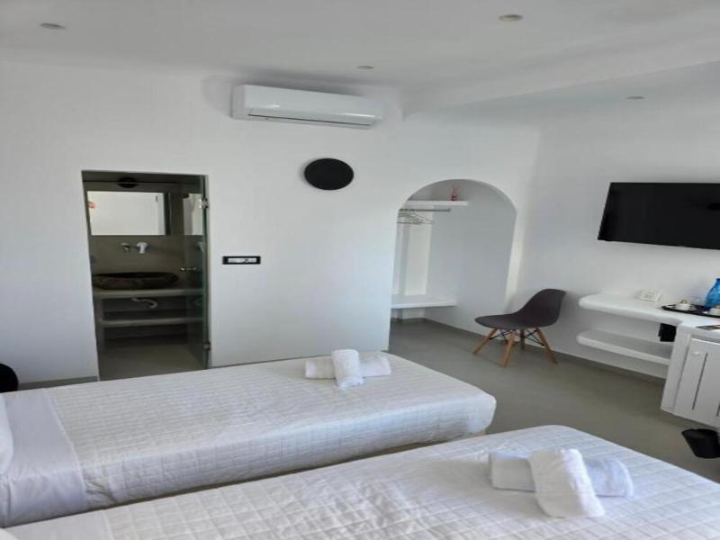 Tatakis Design Hotel, Fira image