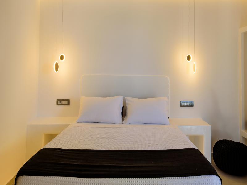 Tatakis Design Hotel, Fira image