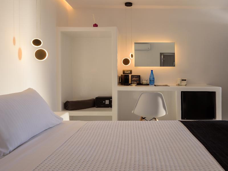 Tatakis Design Hotel, Fira image