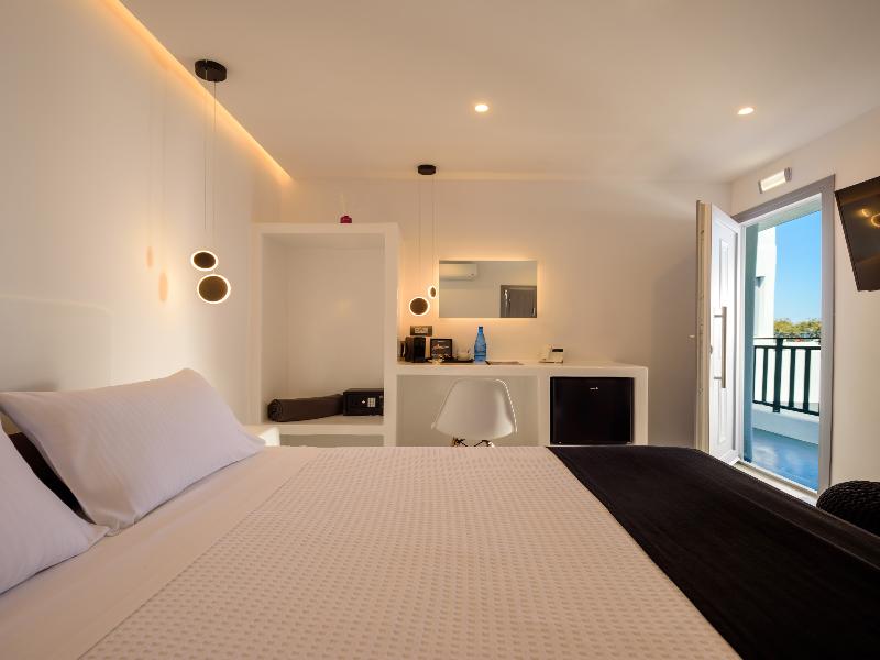 Tatakis Design Hotel, Fira image