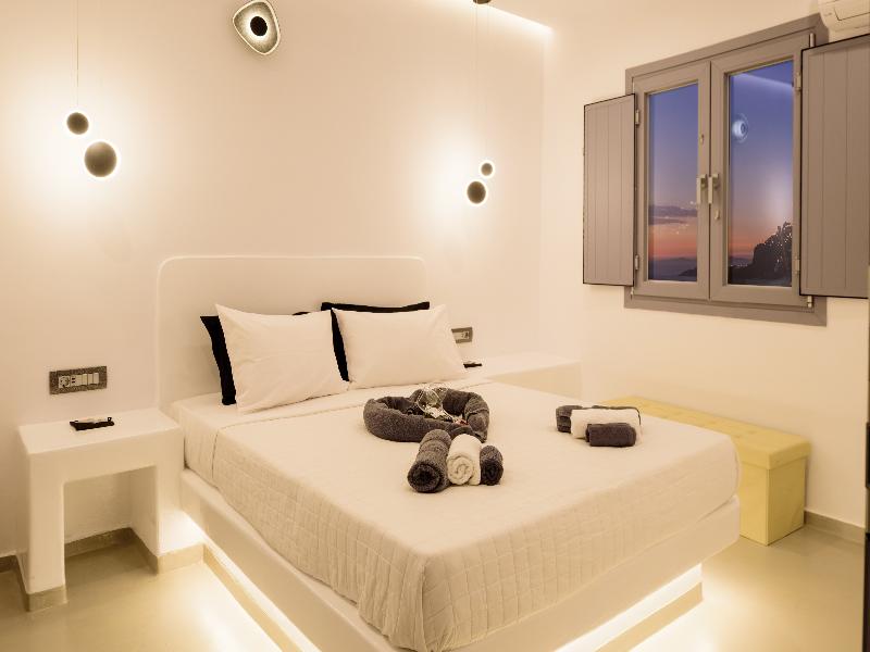 Tatakis Design Hotel, Fira image