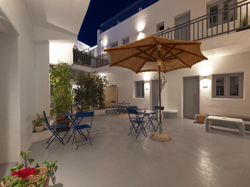 Tatakis Design Hotel, Fira image