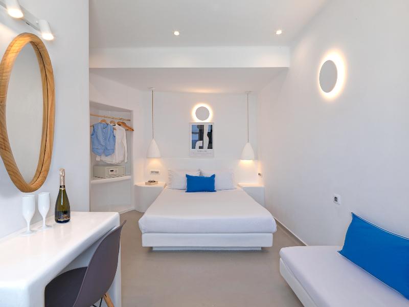 Tatakis Design Hotel, Fira image
