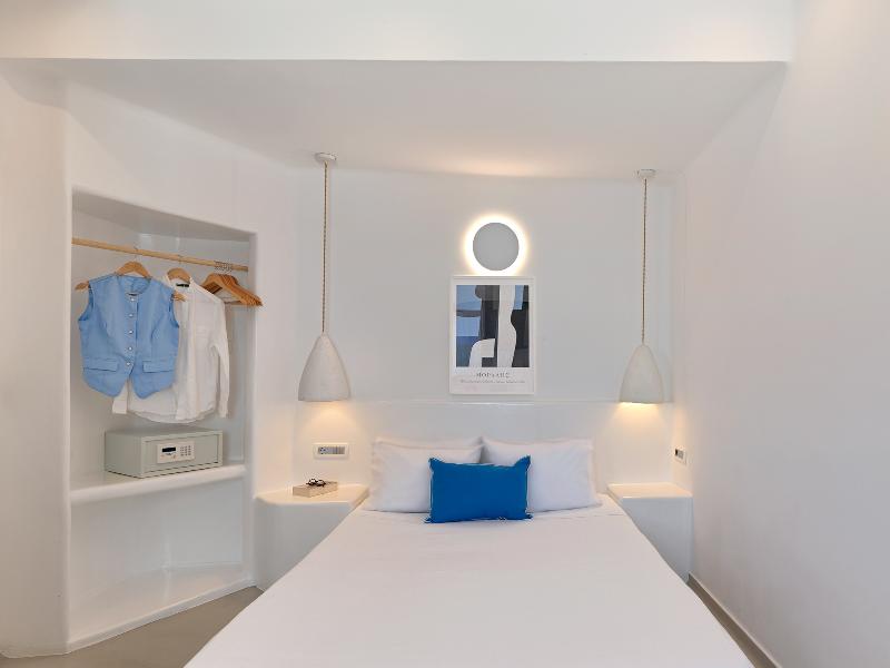 Tatakis Design Hotel, Fira image