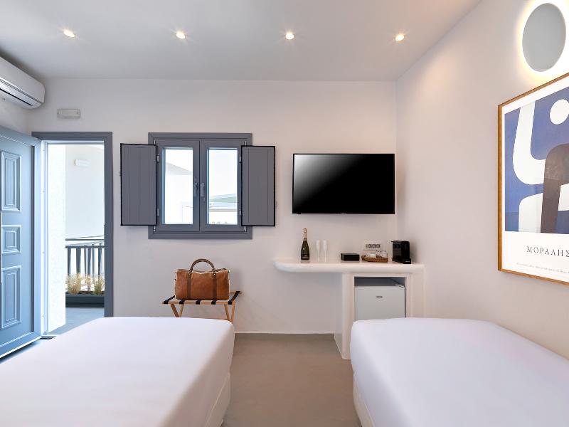 Tatakis Design Hotel, Fira image
