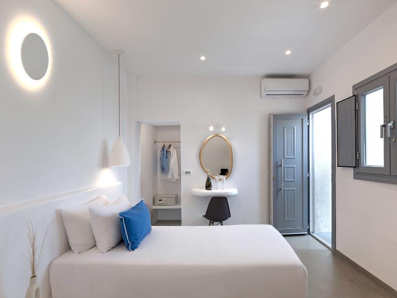 Tatakis Design Hotel, Fira image