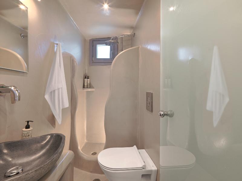 Tatakis Design Hotel, Fira image
