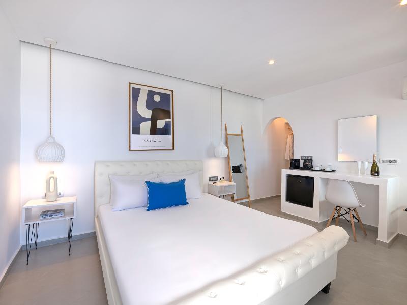 Tatakis Design Hotel, Fira image