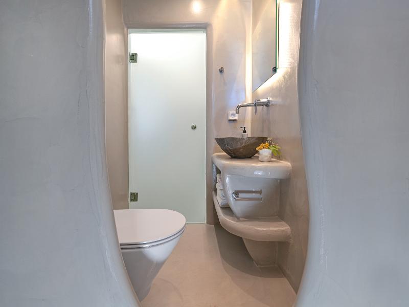Tatakis Design Hotel, Fira image