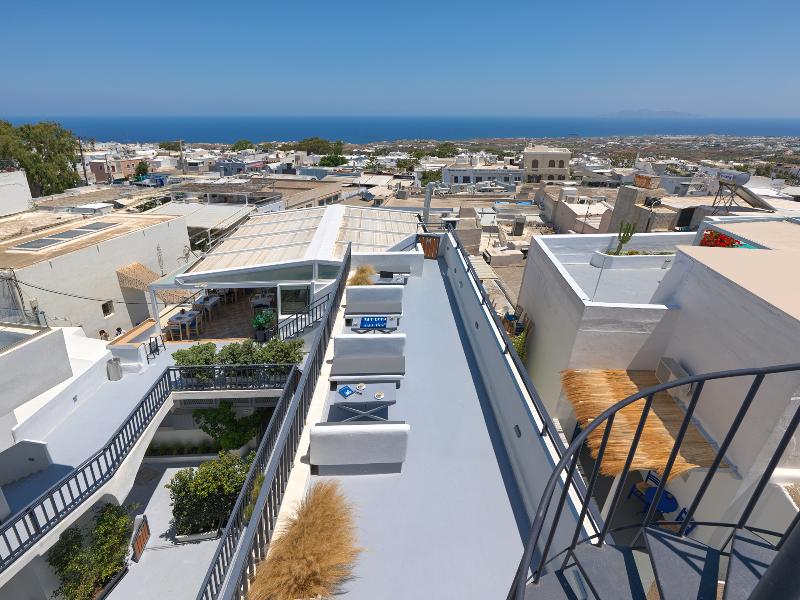 Tatakis Design Hotel, Fira image