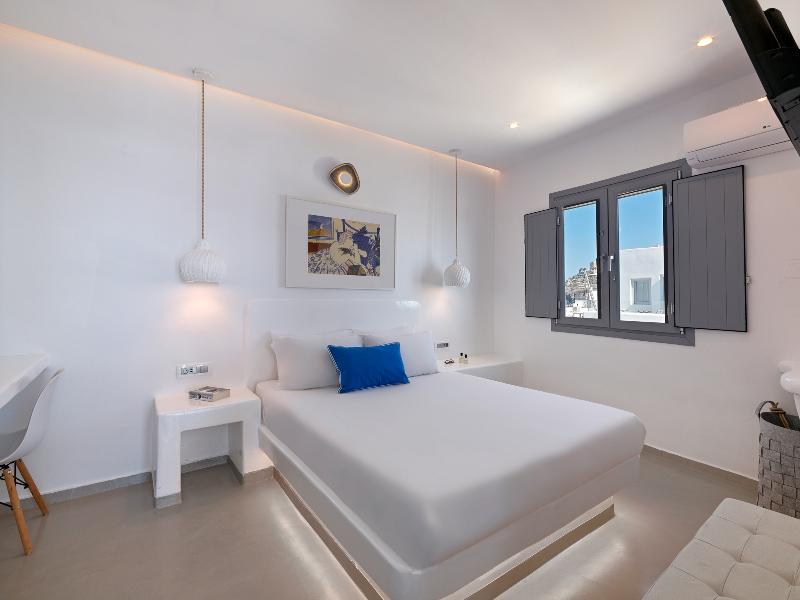 Tatakis Design Hotel, Fira image