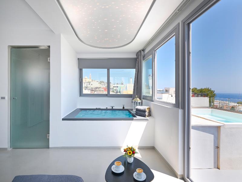 Tatakis Design Hotel, Fira image