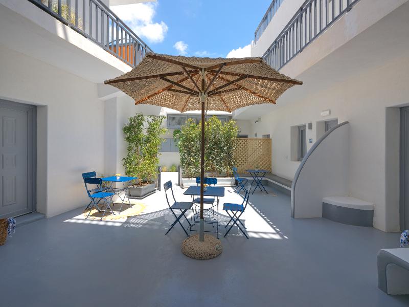 Tatakis Design Hotel, Fira image