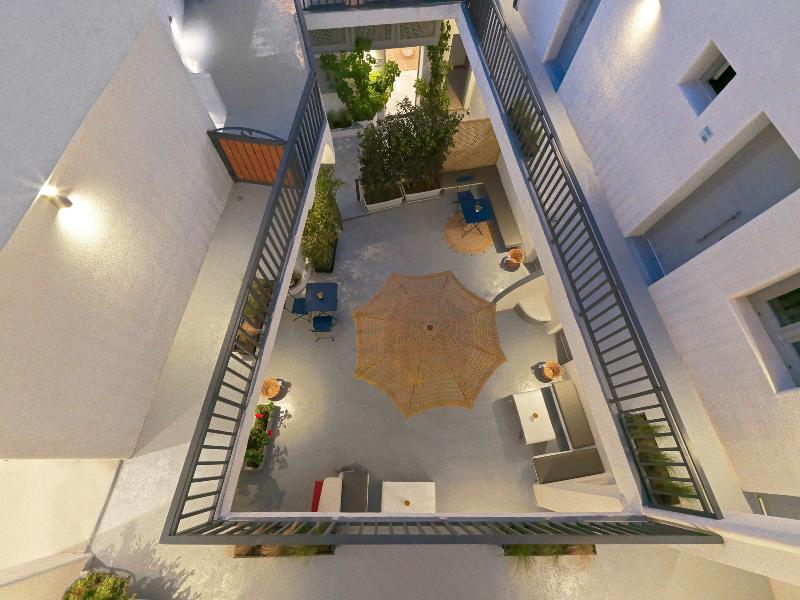 Tatakis Design Hotel, Fira image