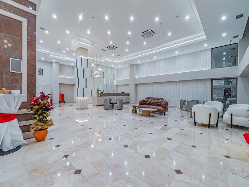 Q Ella Beach Hotel