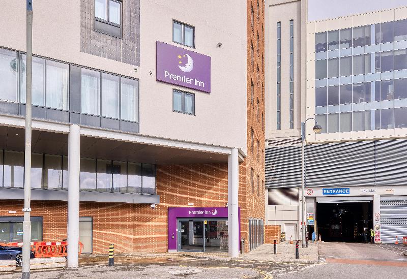 Premier Inn London Uxbridge Town Centre