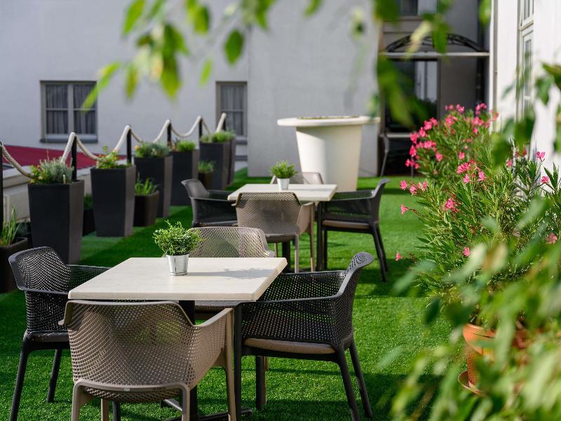 Mercure Szekesfehervar Magyar Kiraly image