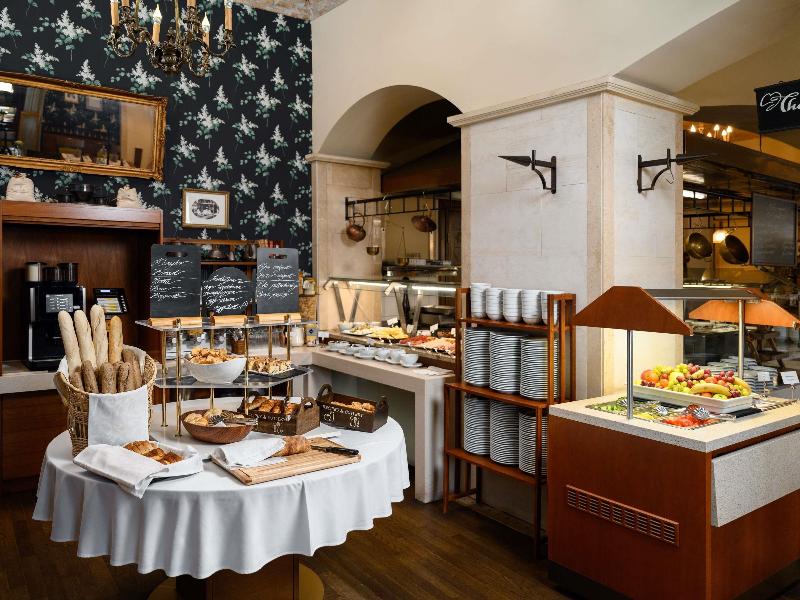 Mercure Szekesfehervar Magyar Kiraly image
