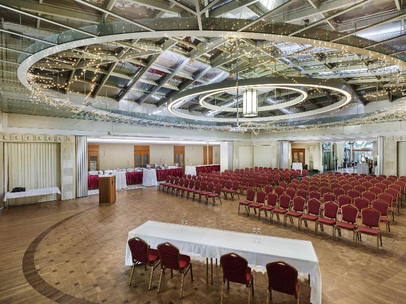 Mercure Szekesfehervar Magyar Kiraly image