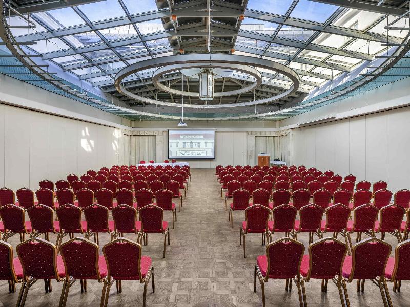 Mercure Szekesfehervar Magyar Kiraly image