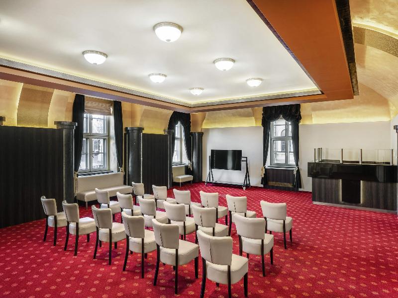 Mercure Szekesfehervar Magyar Kiraly image