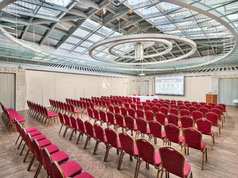 Mercure Szekesfehervar Magyar Kiraly image
