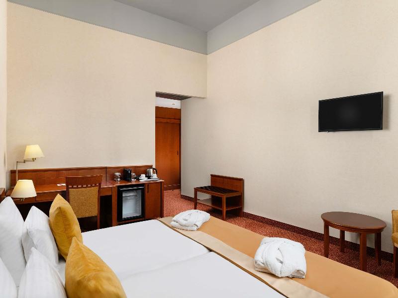 Mercure Szekesfehervar Magyar Kiraly image