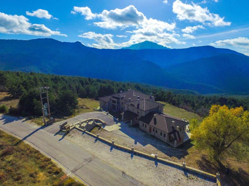 Karyatis Resort image