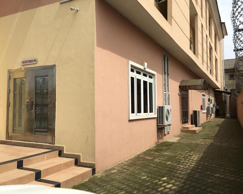 Beij Inn And Suites image