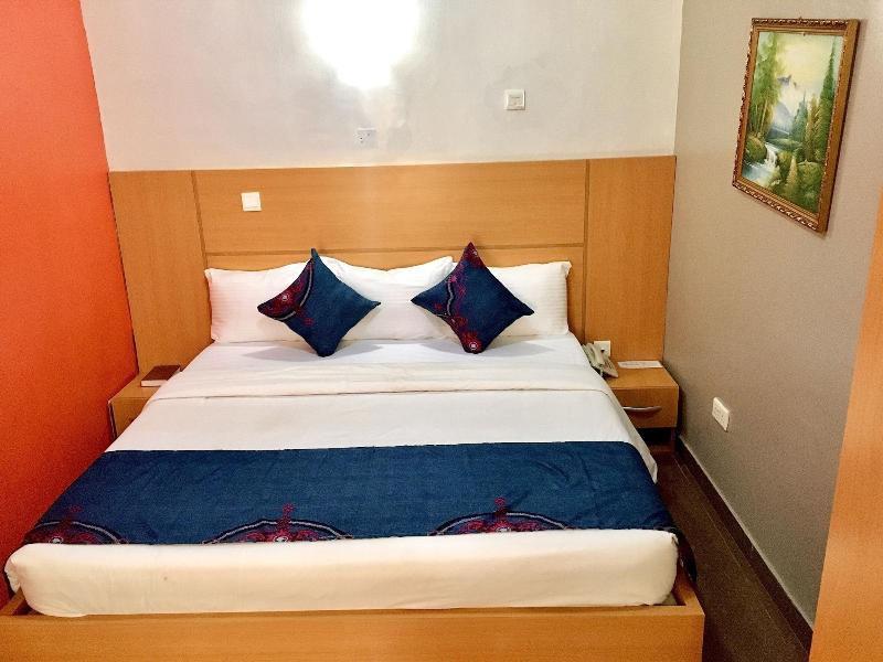 Beij Inn And Suites image