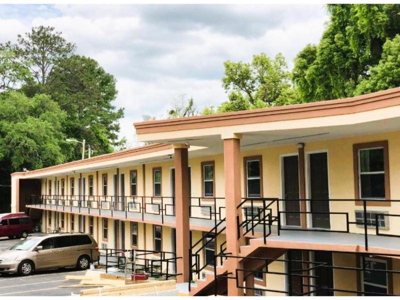 OYO Hotel Tallahassee Downtown image