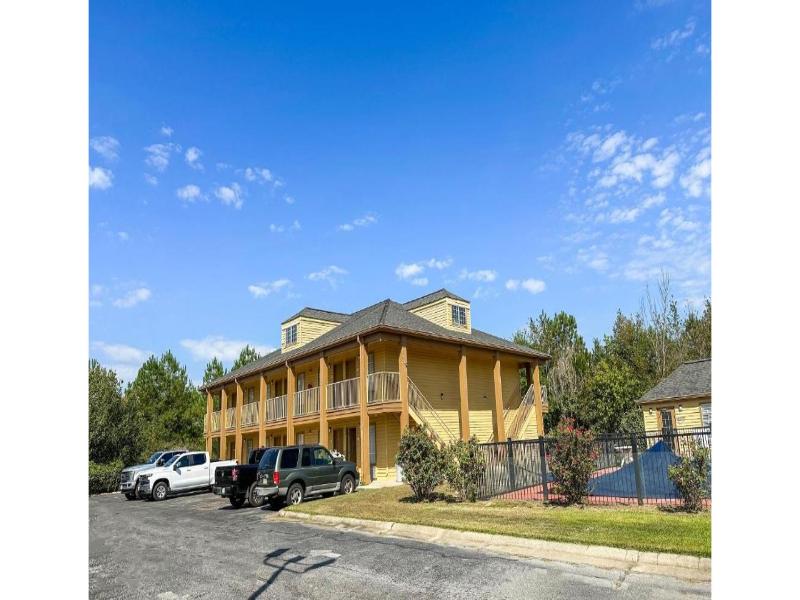 Bonita Lakes Inn by Capital O Meridian I20
