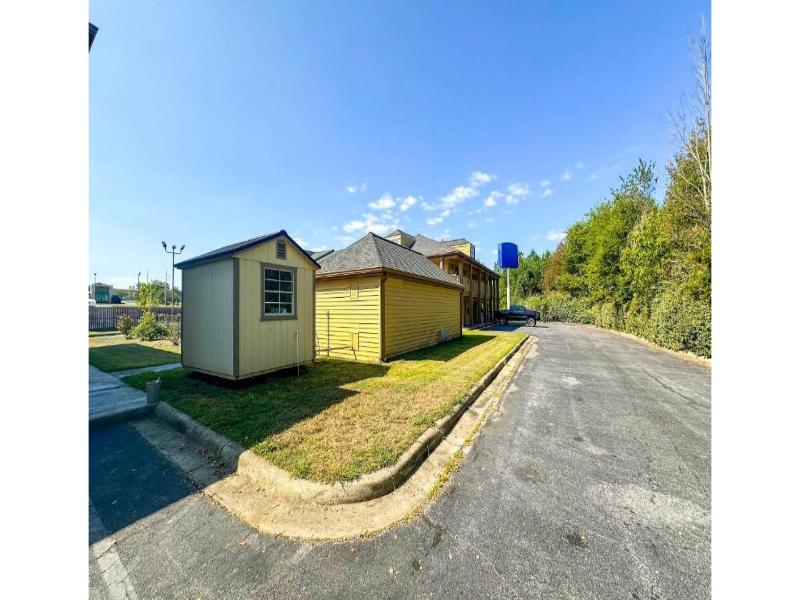 Bonita Lakes Inn by Capital O Meridian I20 — general view