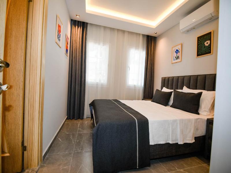 Swan Boutique Hotel image