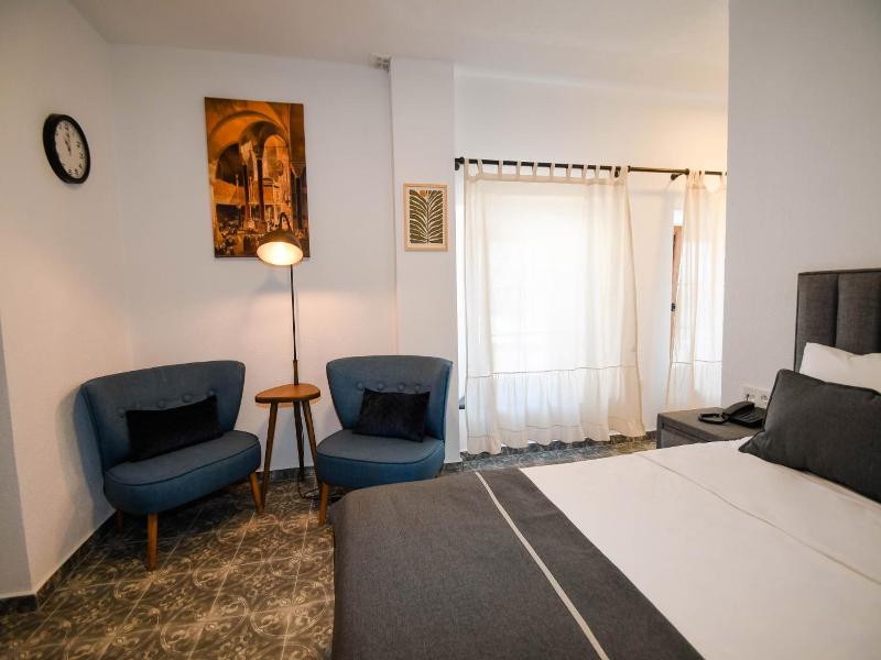 Swan Boutique Hotel image