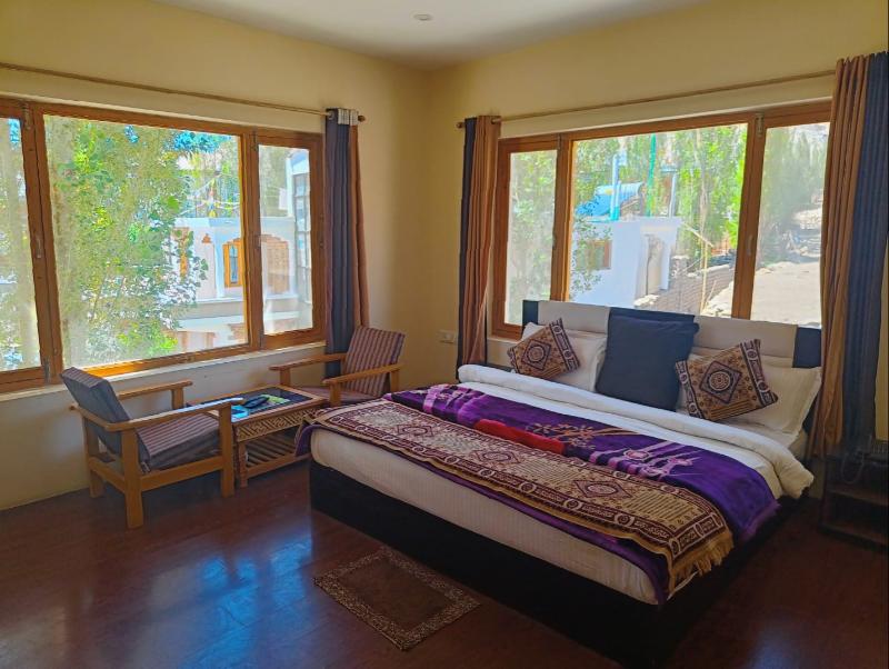 Hotel Malik Residency image
