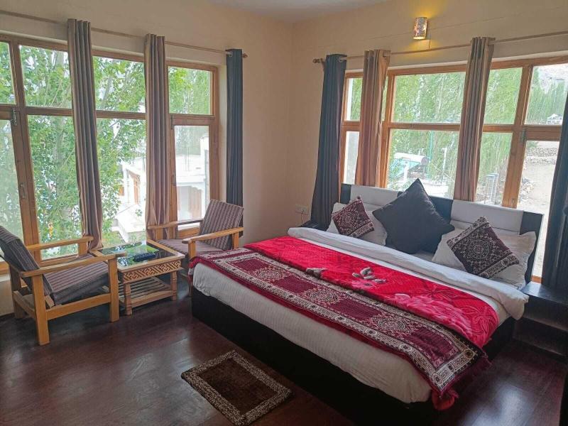Hotel Malik Residency image
