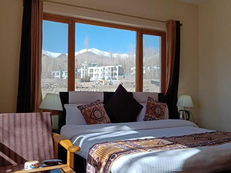 Hotel Malik Residency image