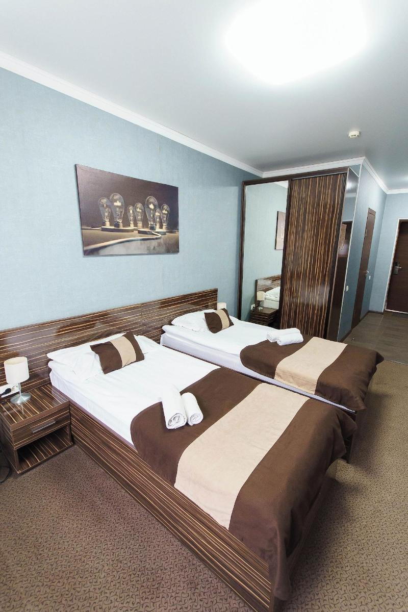 Premier Inn image