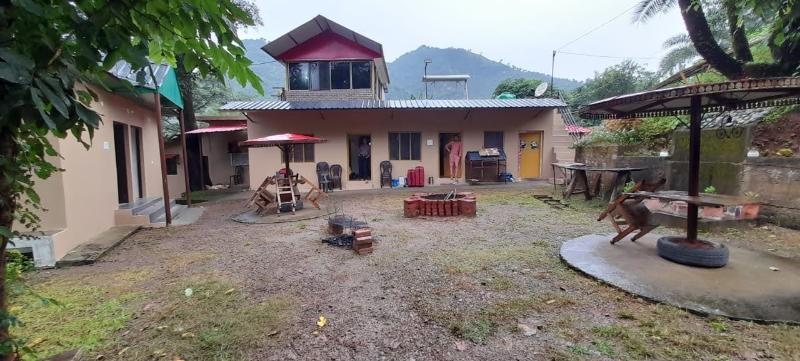 Etu Adventures Homestay 4