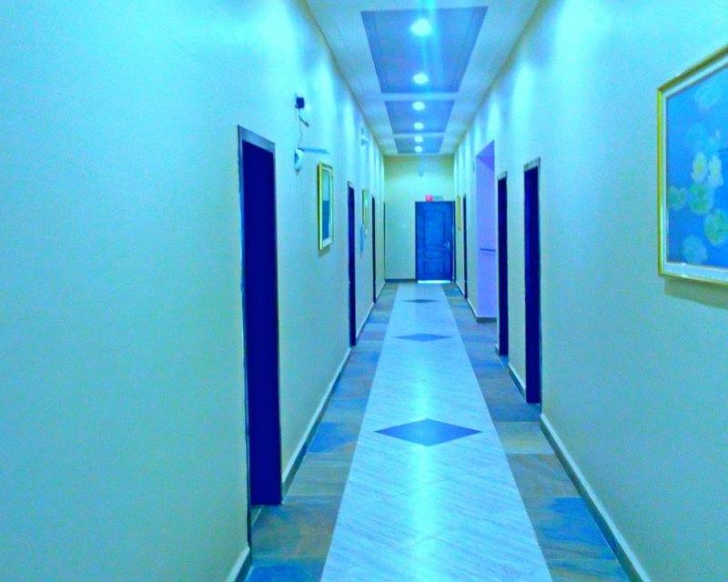 Hard Break Hotels & Suites