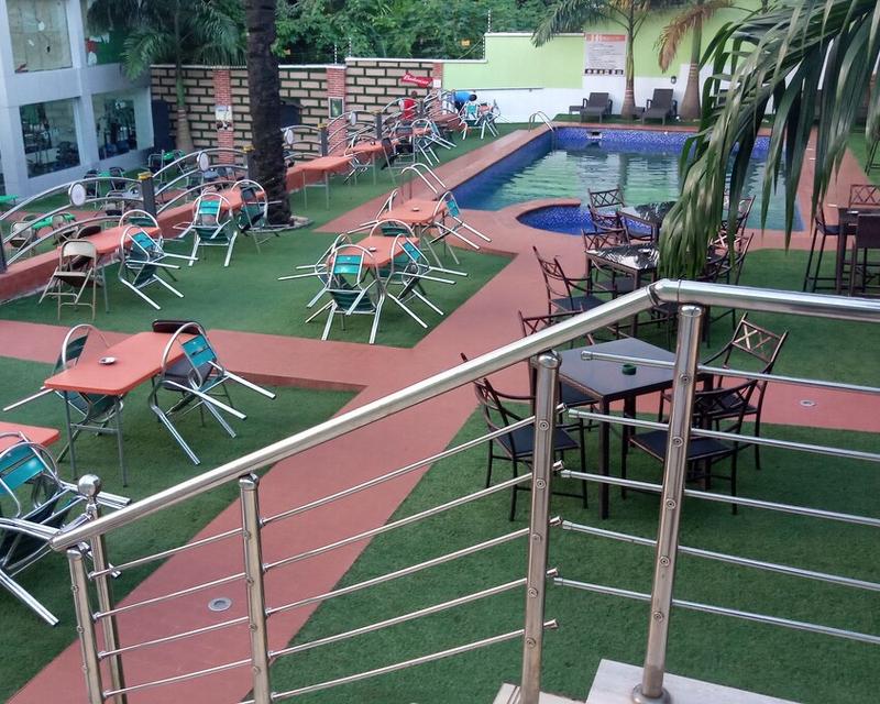 Hard Break Hotels & Suites