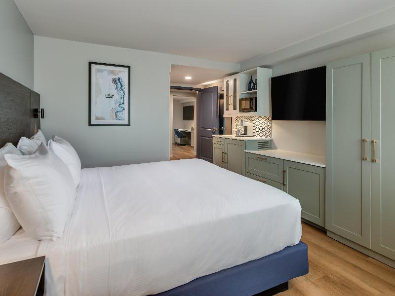 Coast Rehoboth Beach Tapestry Collection By Hilton image