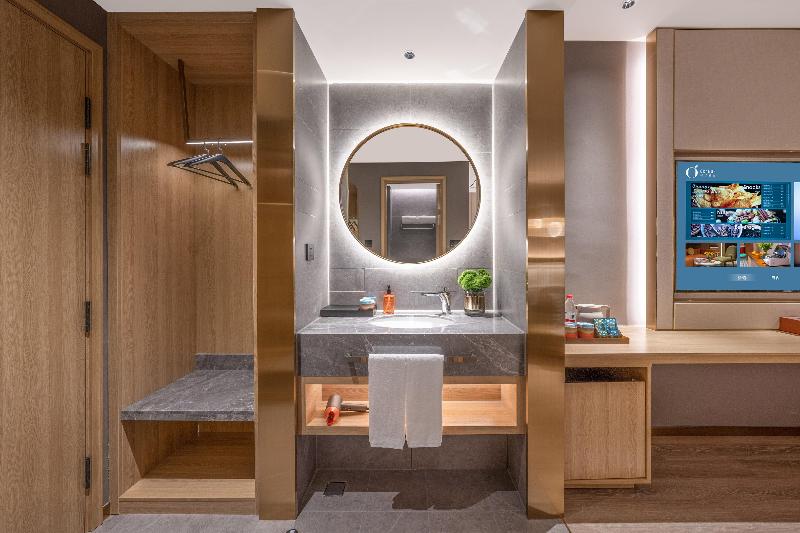 Orange Hotel Dalian Railway Station Kaixuan Square