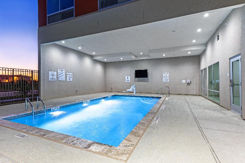Holiday Inn Express Suites Houston Sw Rosenberg image