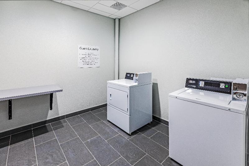 Holiday Inn Express Suites Houston Sw Rosenberg image
