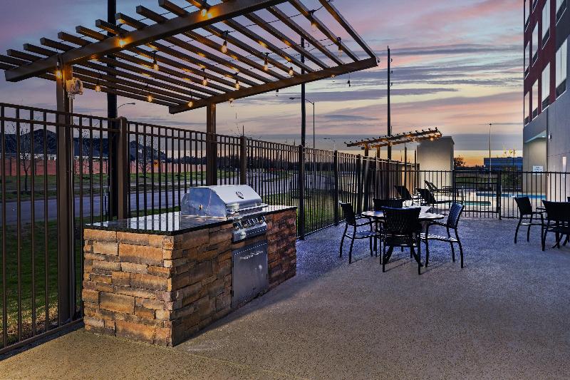 Holiday Inn Express Suites Houston Sw Rosenberg image