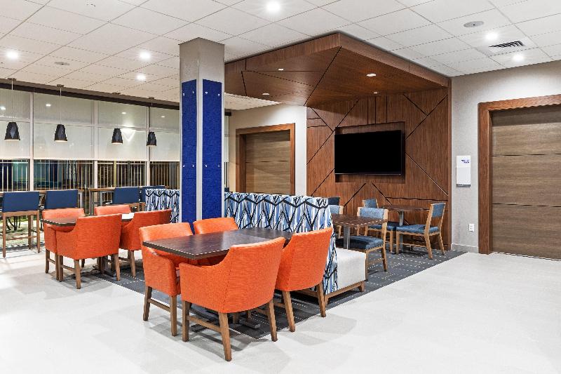 Holiday Inn Express Suites Houston Sw Rosenberg image