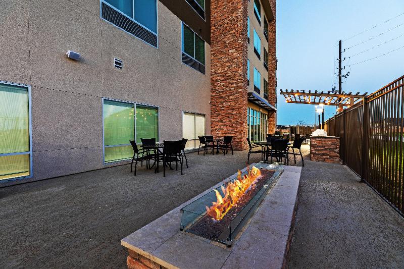 Holiday Inn Express Suites Houston Sw Rosenberg image