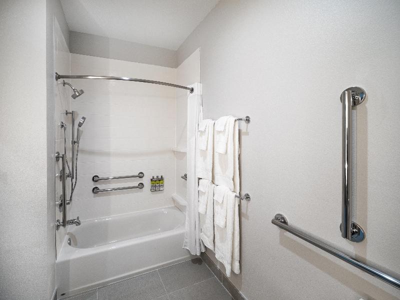 Holiday Inn Express Suites Houston Sw Rosenberg image